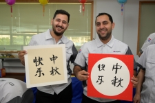 这个中秋，他们千里来相聚